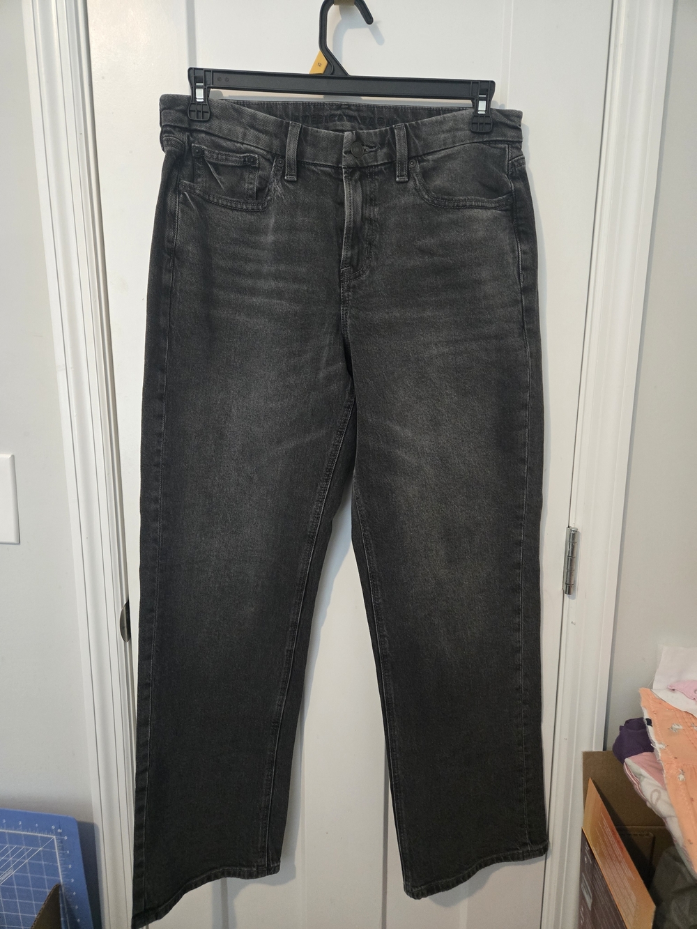 American Eagle Outfitters Charcoal Gray Straight Jeans